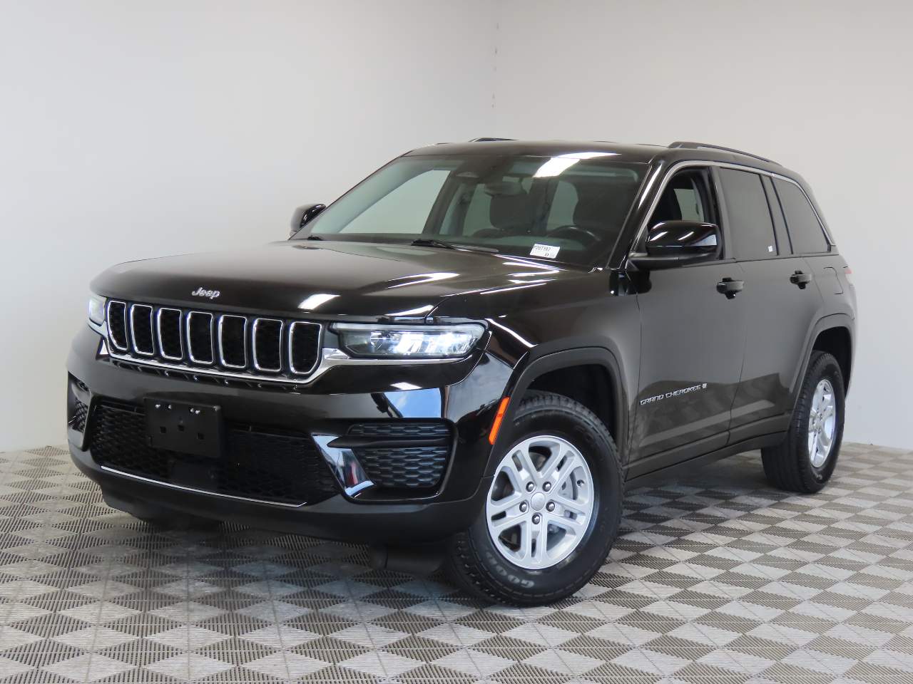 2022 Jeep Grand Cherokee Laredo