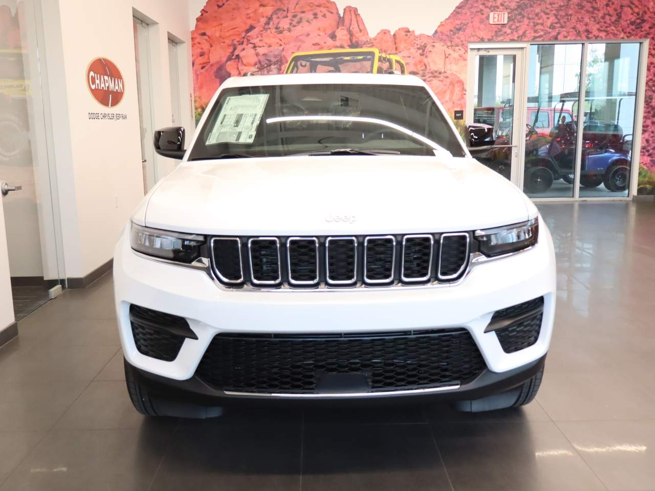 2025 Jeep Grand Cherokee Laredo