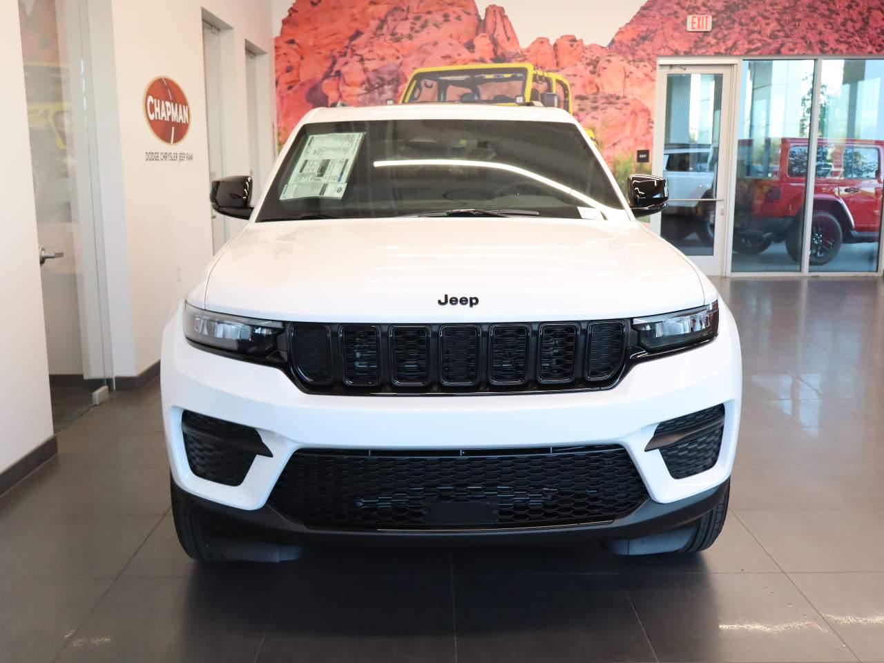 2025 Jeep Grand Cherokee Laredo