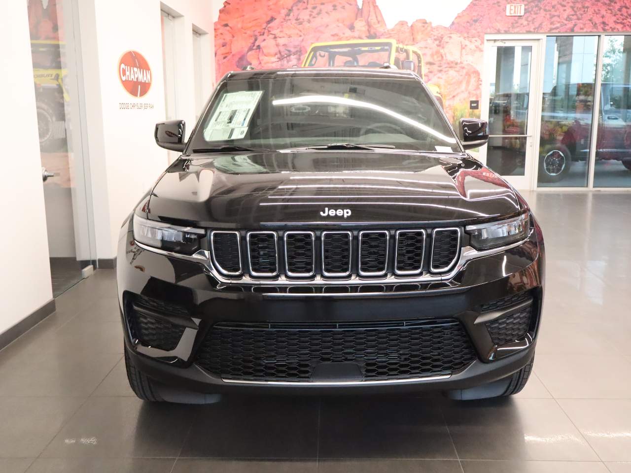 2025 Jeep Grand Cherokee Laredo