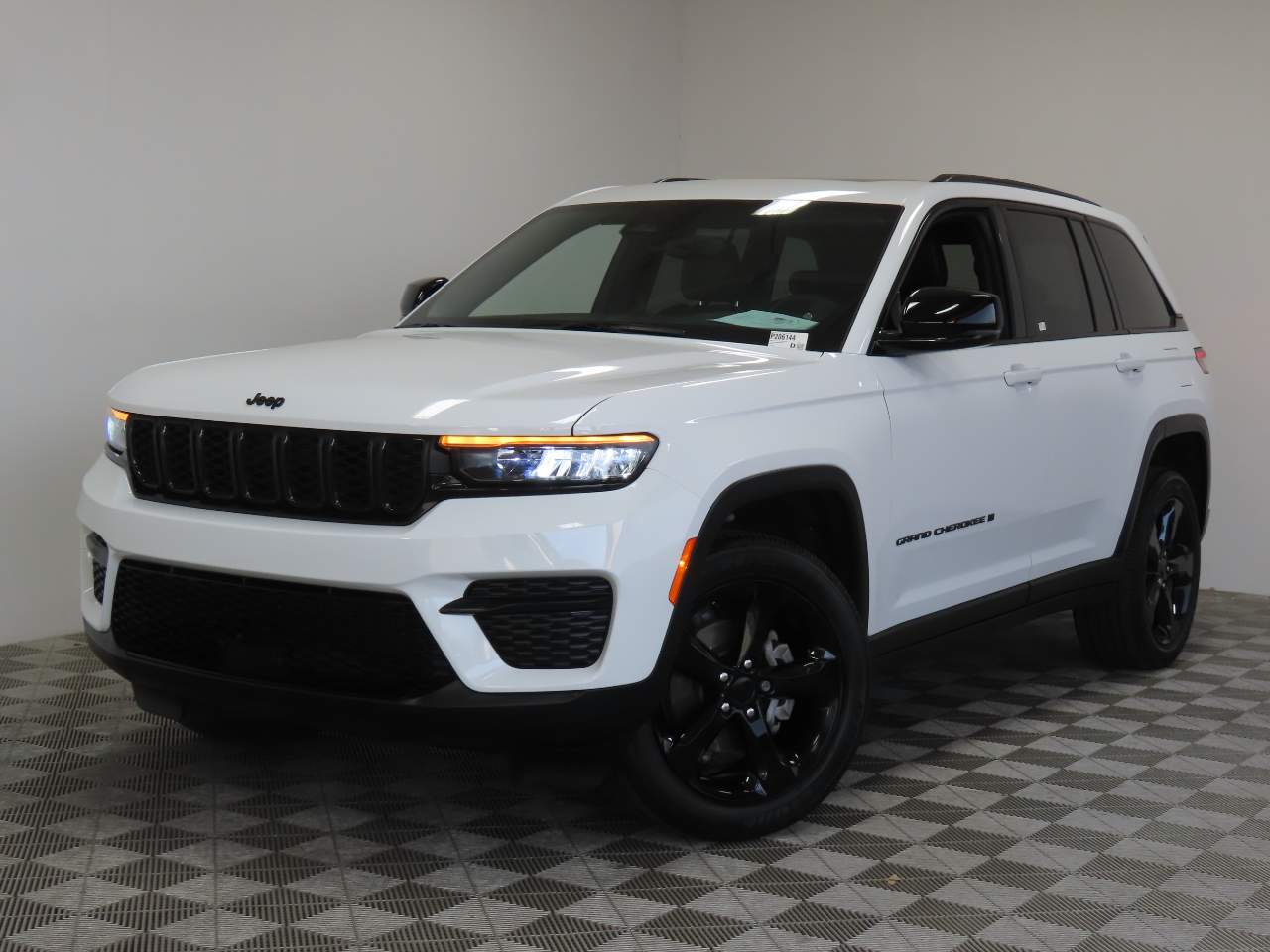 2024 Jeep Grand Cherokee Altitude X