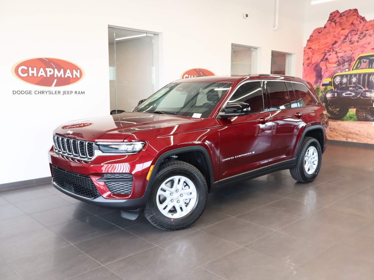 2025 Jeep Grand Cherokee Laredo