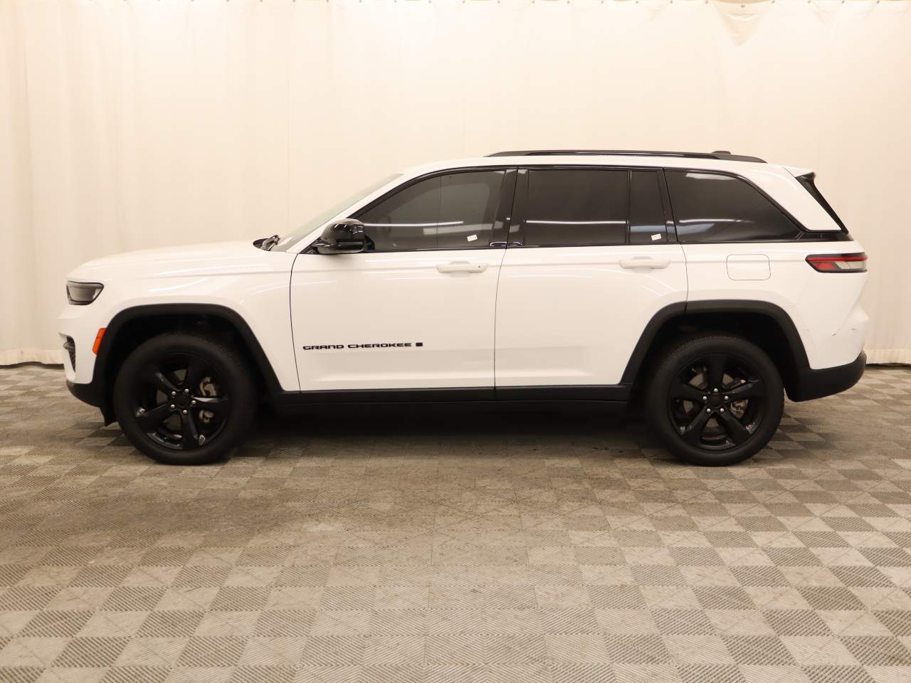 2023 Jeep Grand Cherokee Altitude X