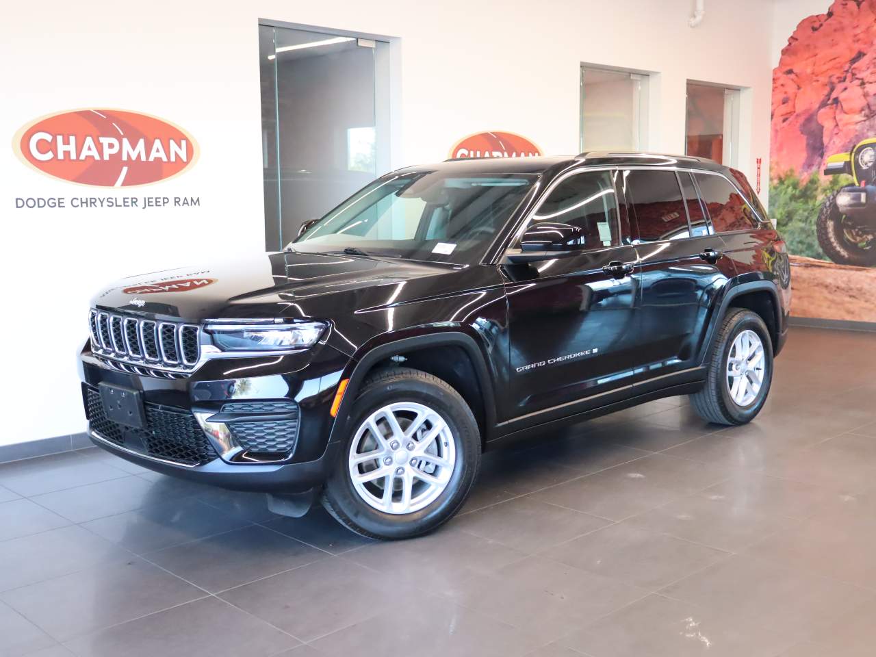 2024 Jeep Grand Cherokee Laredo X 4x4's photo