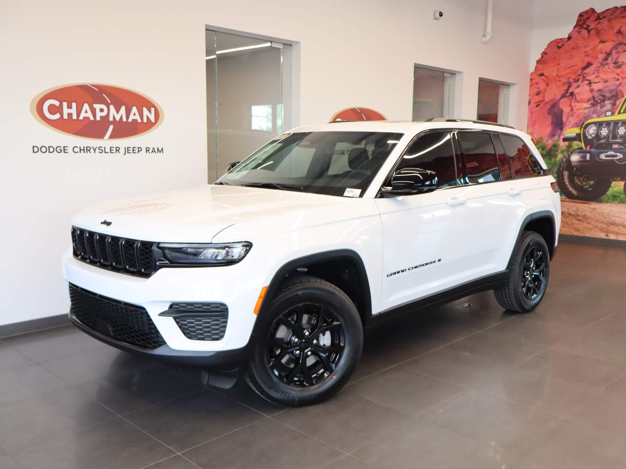 2025 Jeep Grand Cherokee Laredo