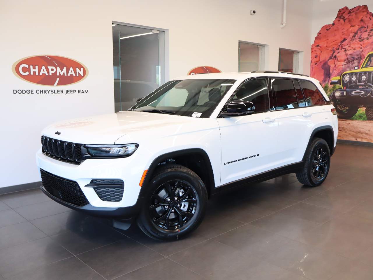 2025 Jeep Grand Cherokee Laredo