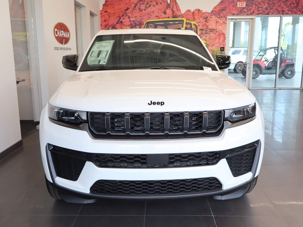 2026 Jeep Grand Cherokee Laredo Altitude
