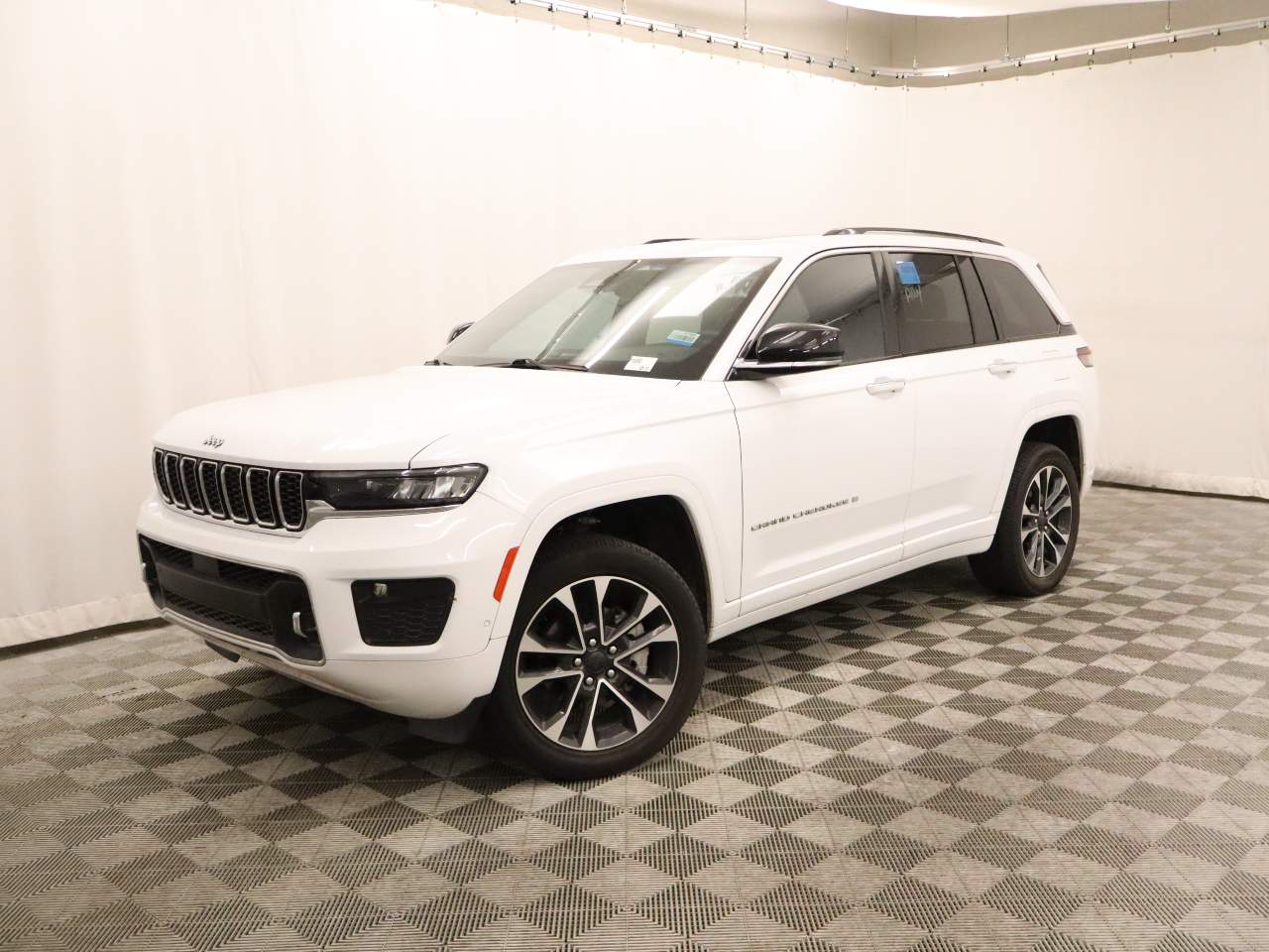 2023 Jeep Grand Cherokee Overland