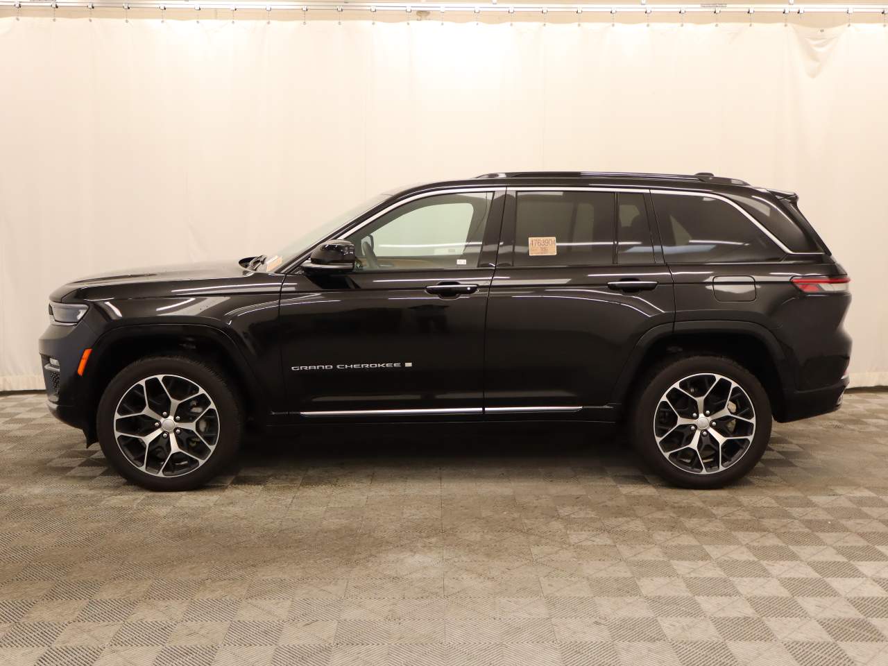 2024 Jeep Grand Cherokee Summit Reserve