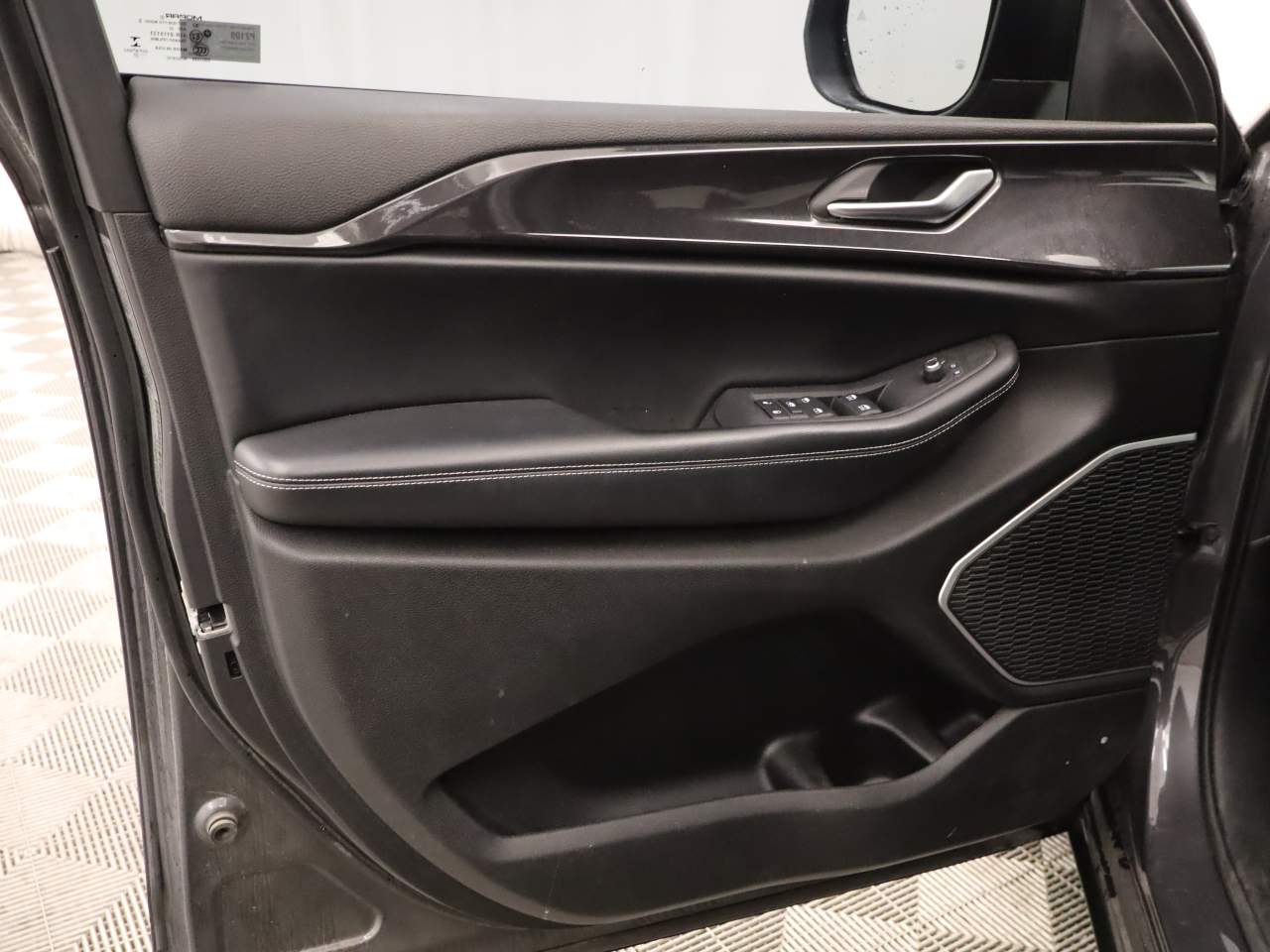 2022 Jeep Grand Cherokee L Laredo