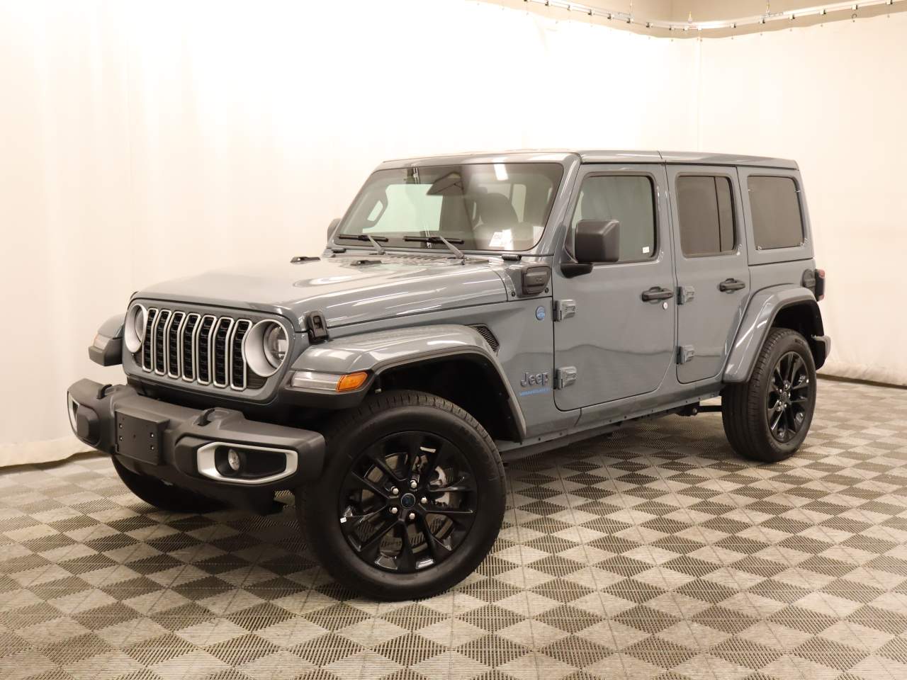 2025 Jeep Wrangler Sahara 4xe