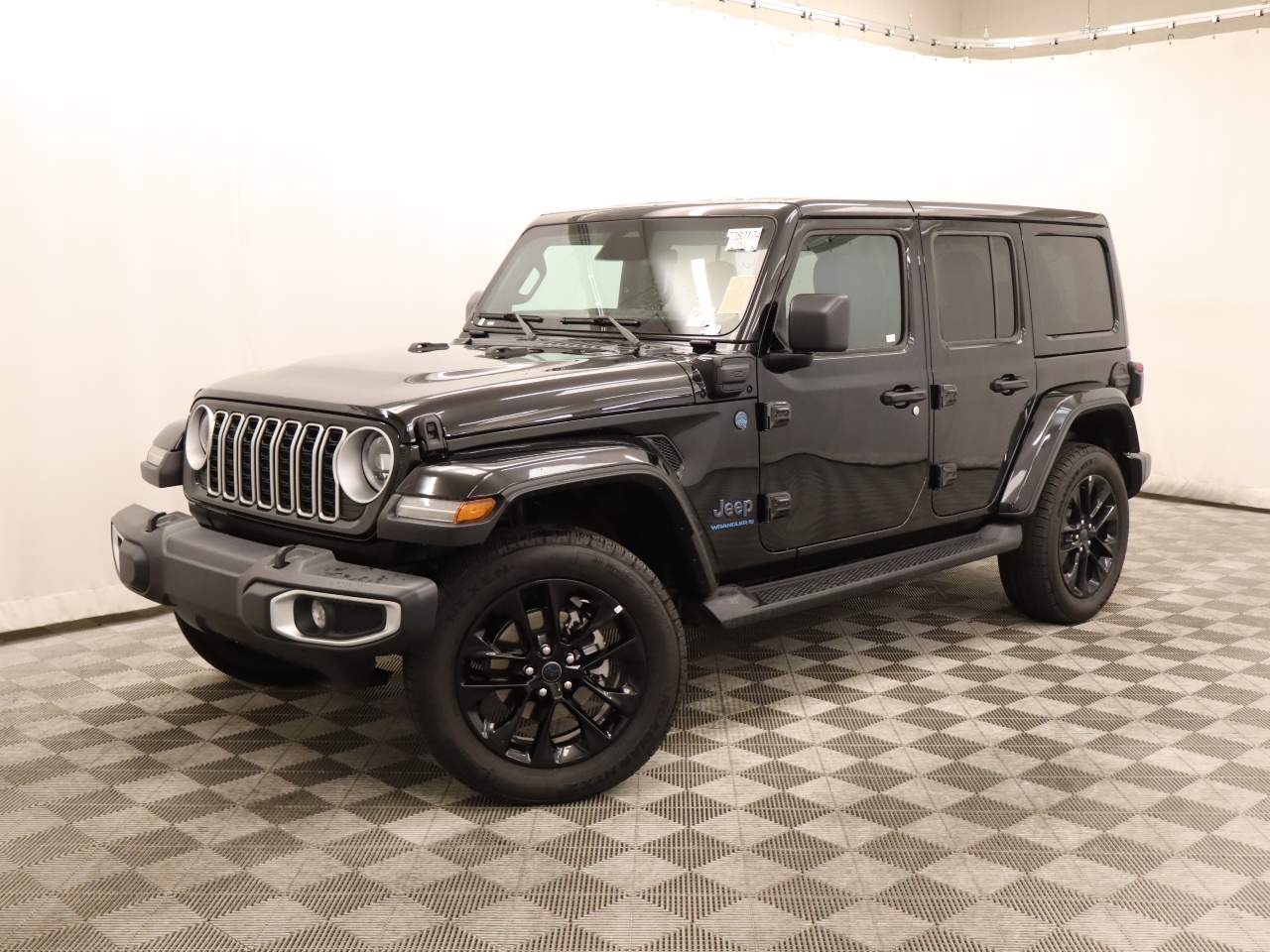 2025 Jeep Wrangler Sahara 4xe