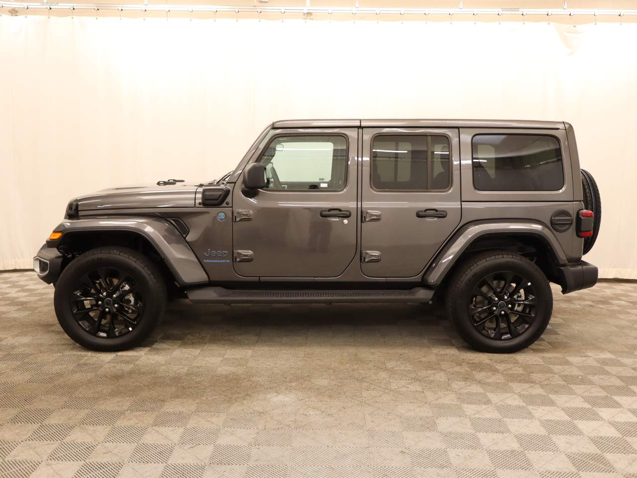 2025 Jeep Wrangler Sahara 4xe