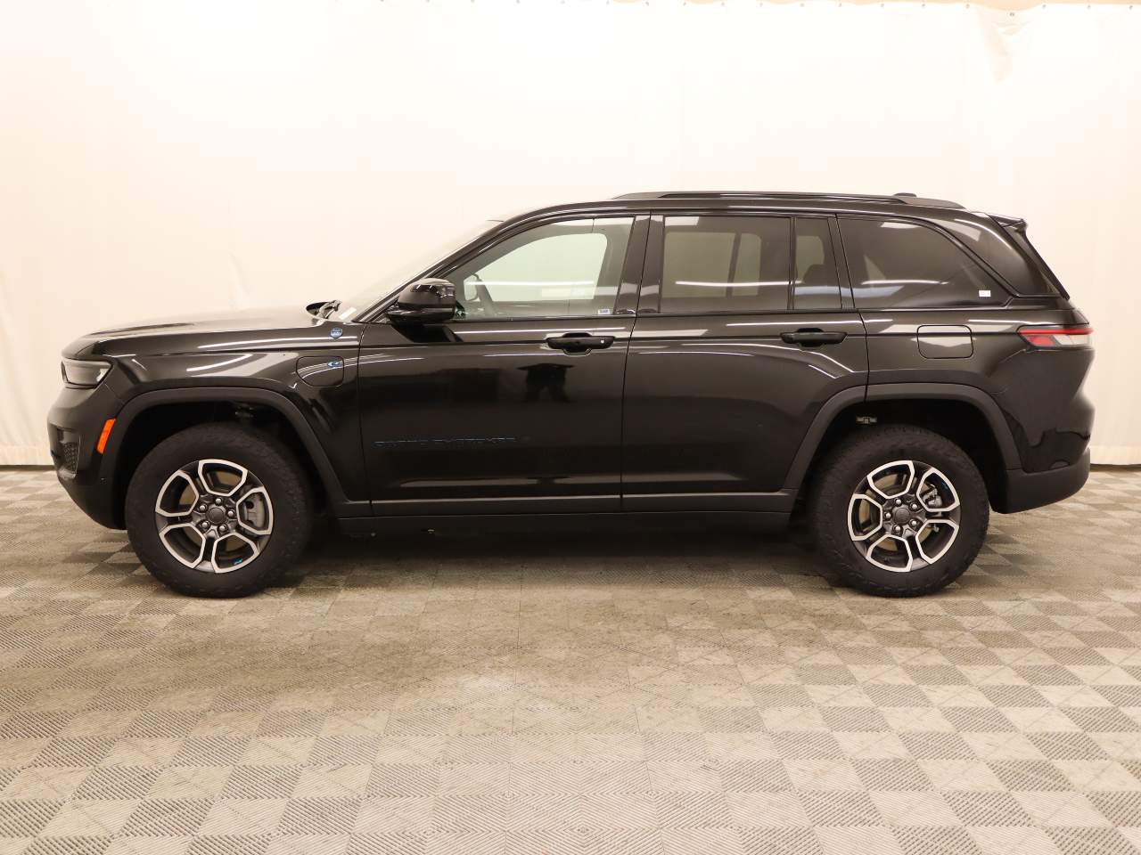 2022 Jeep Grand Cherokee Trailhawk 4xe