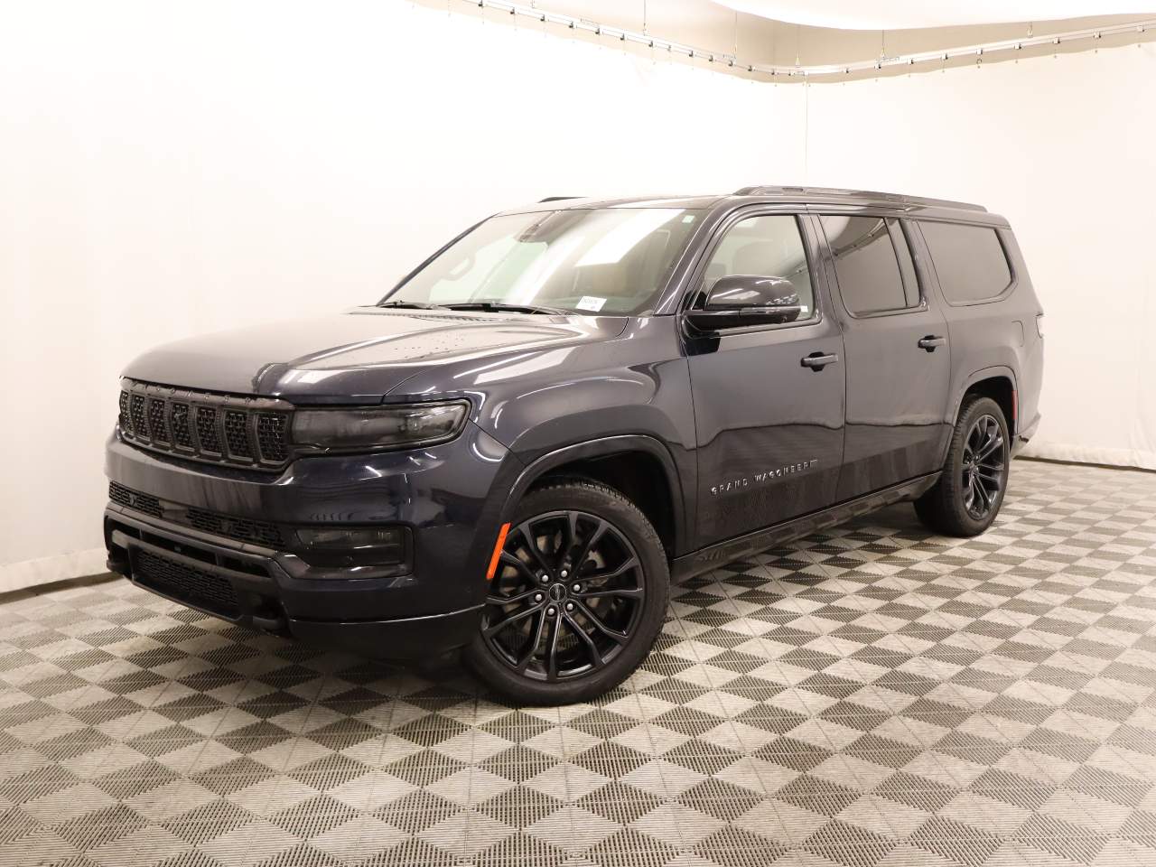 2024 Jeep Grand Wagoneer L Series III