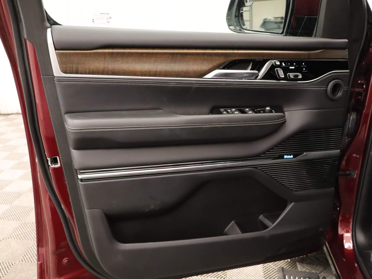 2022 Jeep Grand Wagoneer Series II