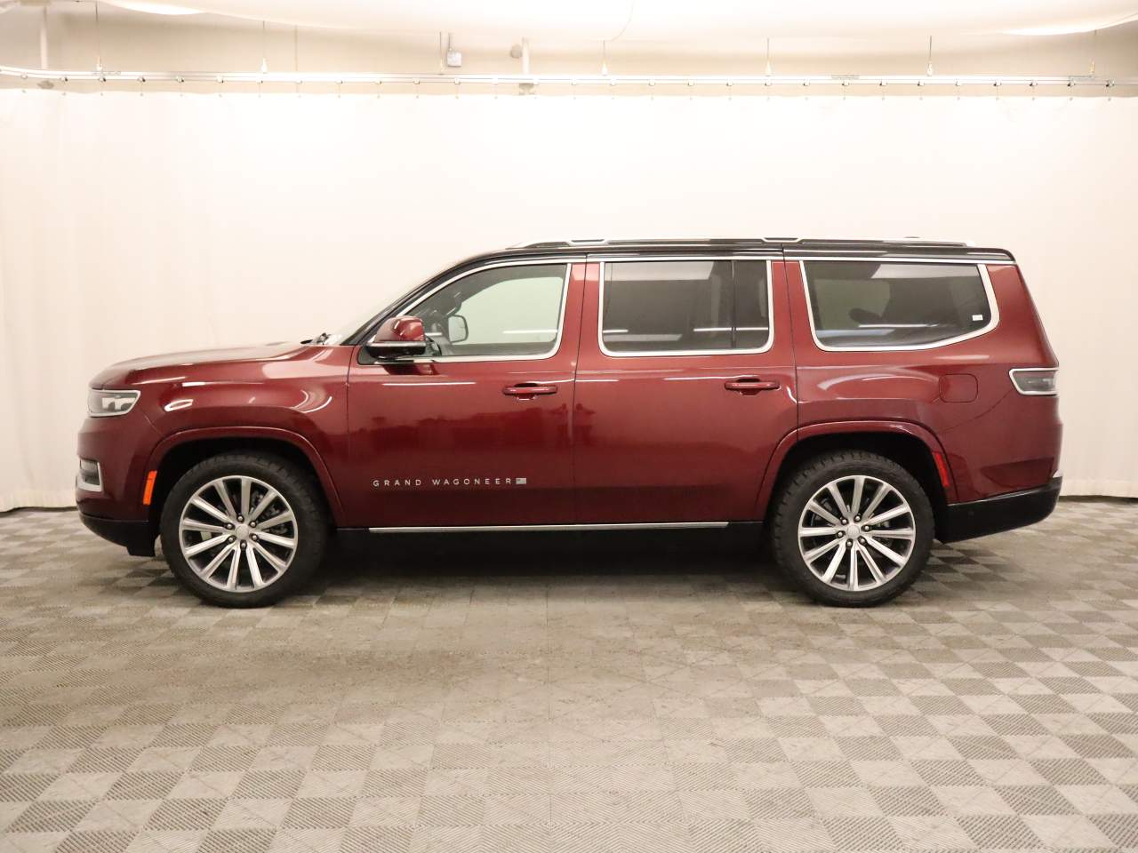 2022 Jeep Grand Wagoneer Series II