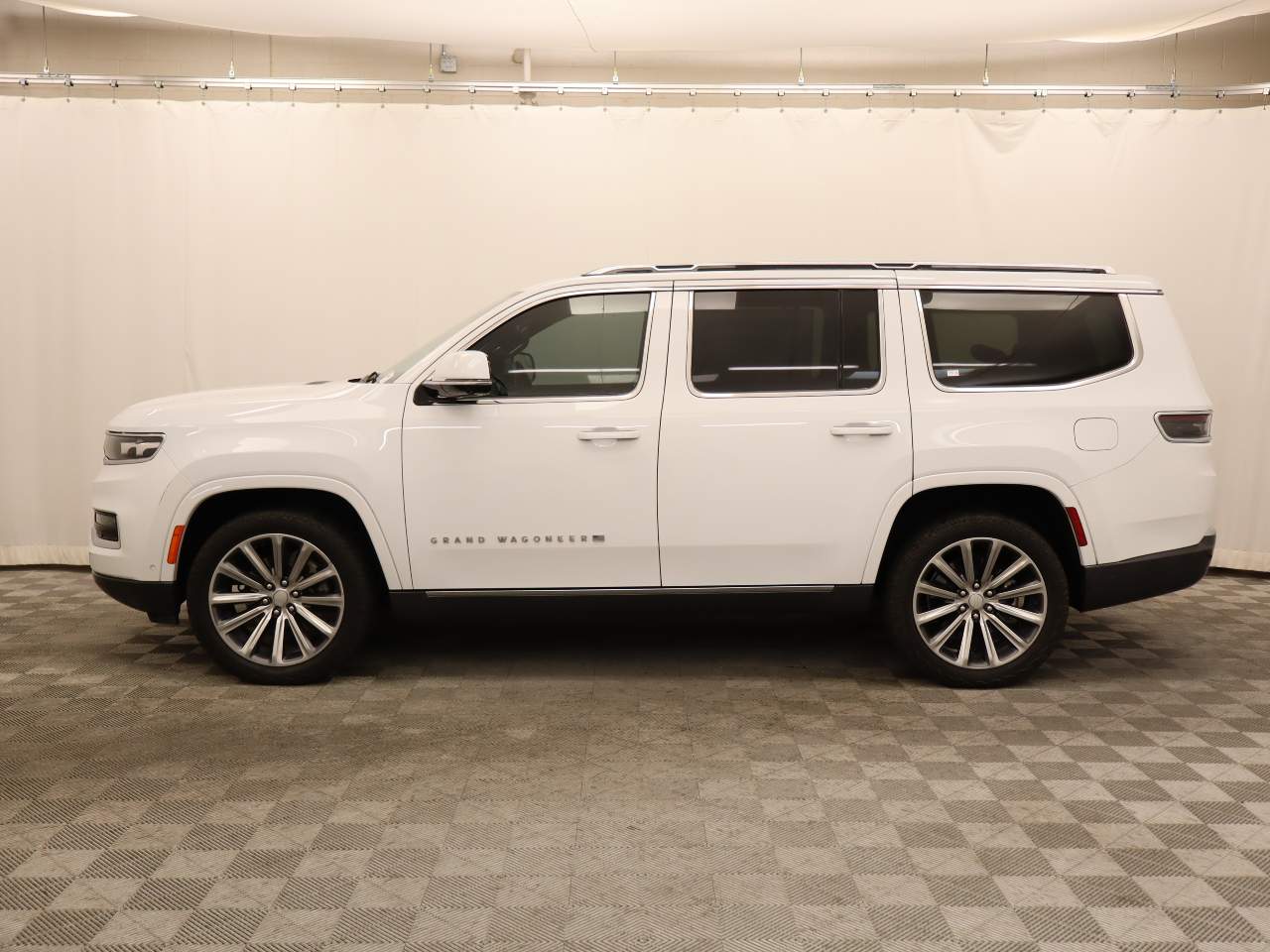 2022 Jeep Grand Wagoneer Series II