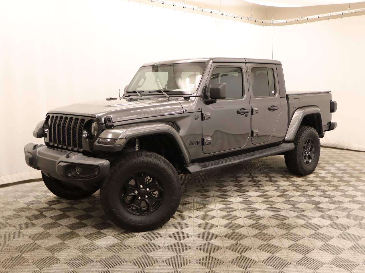 2022 Jeep Gladiator Willys Crew Cab