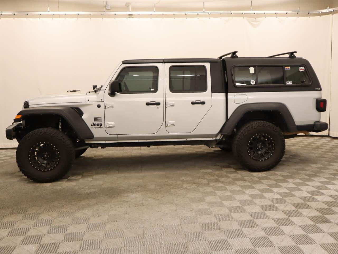 2022 Jeep Gladiator Sport Crew Cab