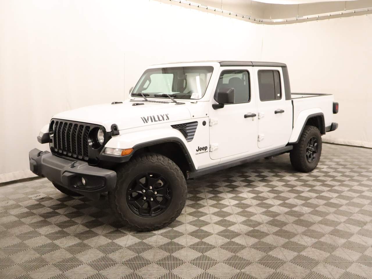 2021 Jeep Gladiator Willys Crew Cab