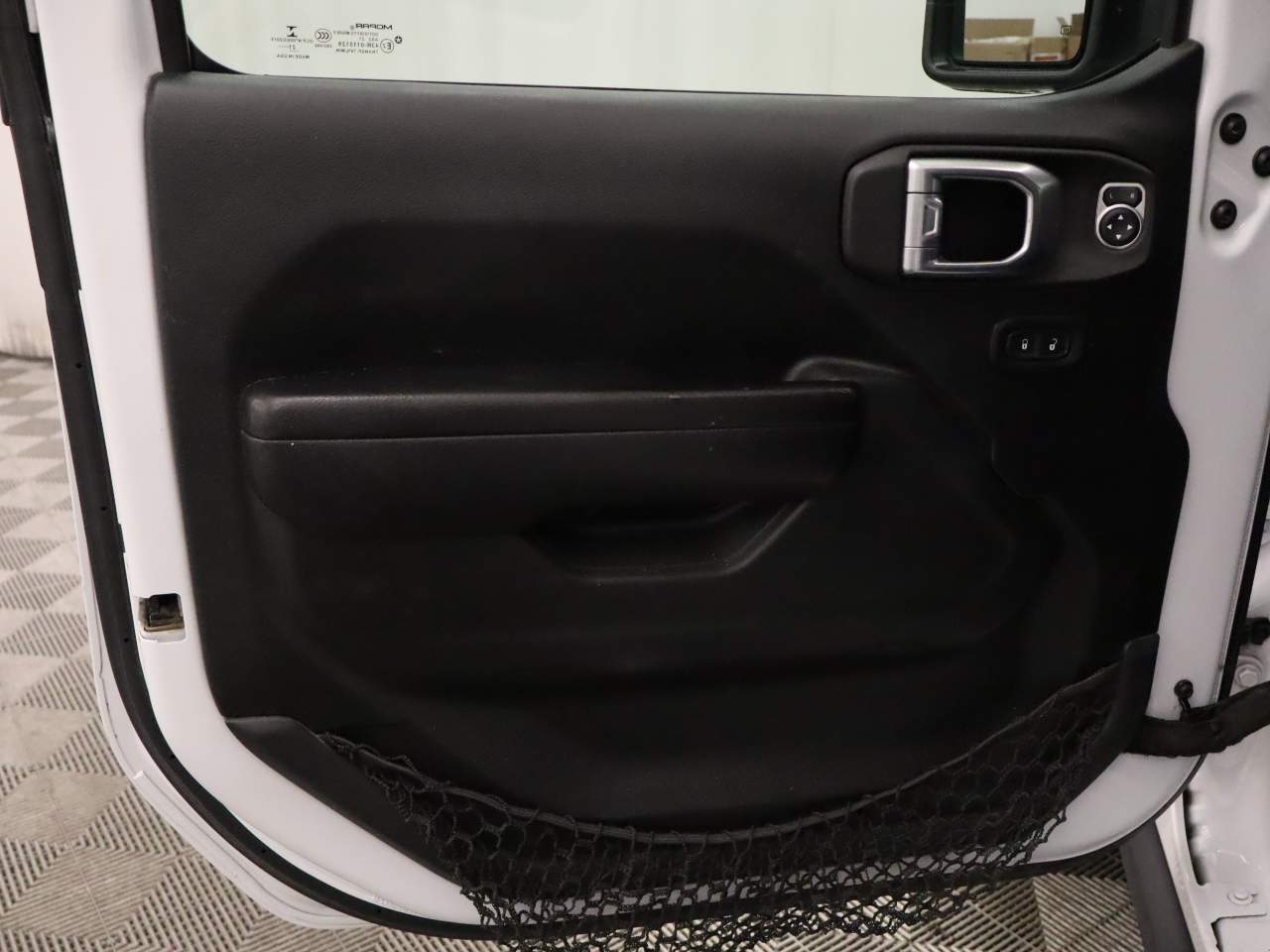 2021 Jeep Gladiator Willys Crew Cab