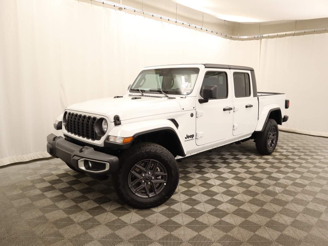 2024 Jeep Gladiator Sport S