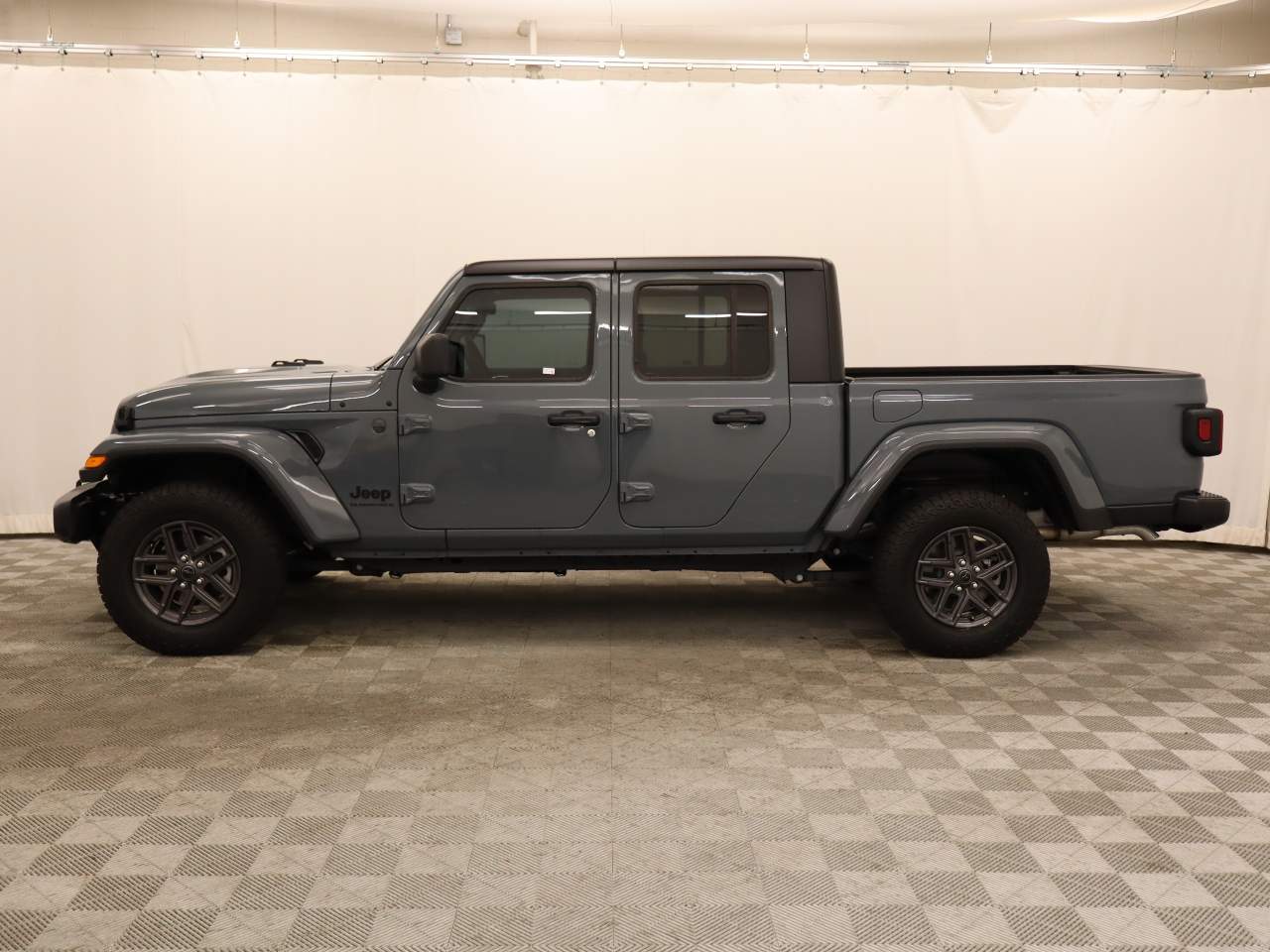 2025 Jeep Gladiator Sport S Crew Cab