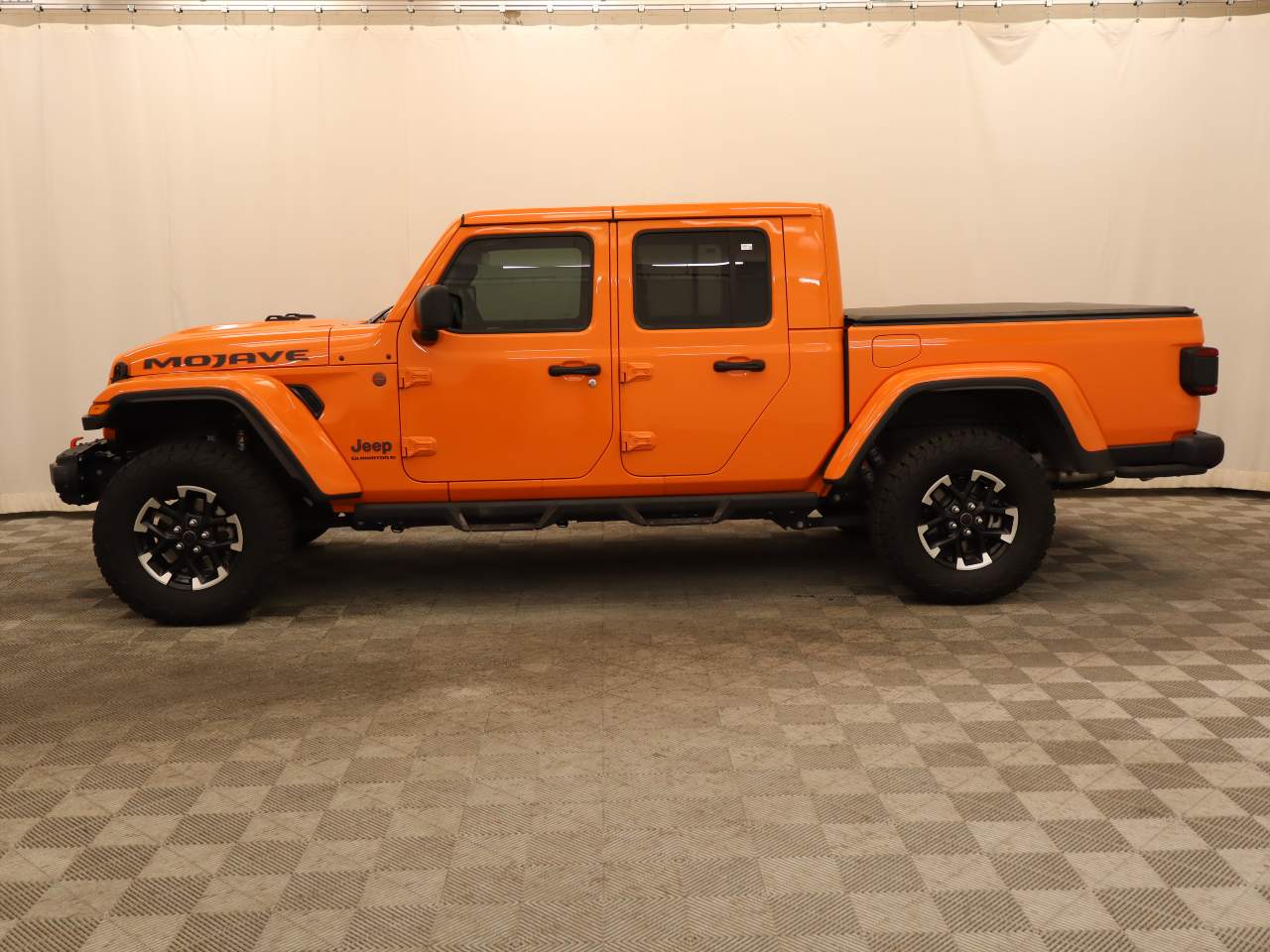 2025 Jeep Gladiator Mojave Crew Cab