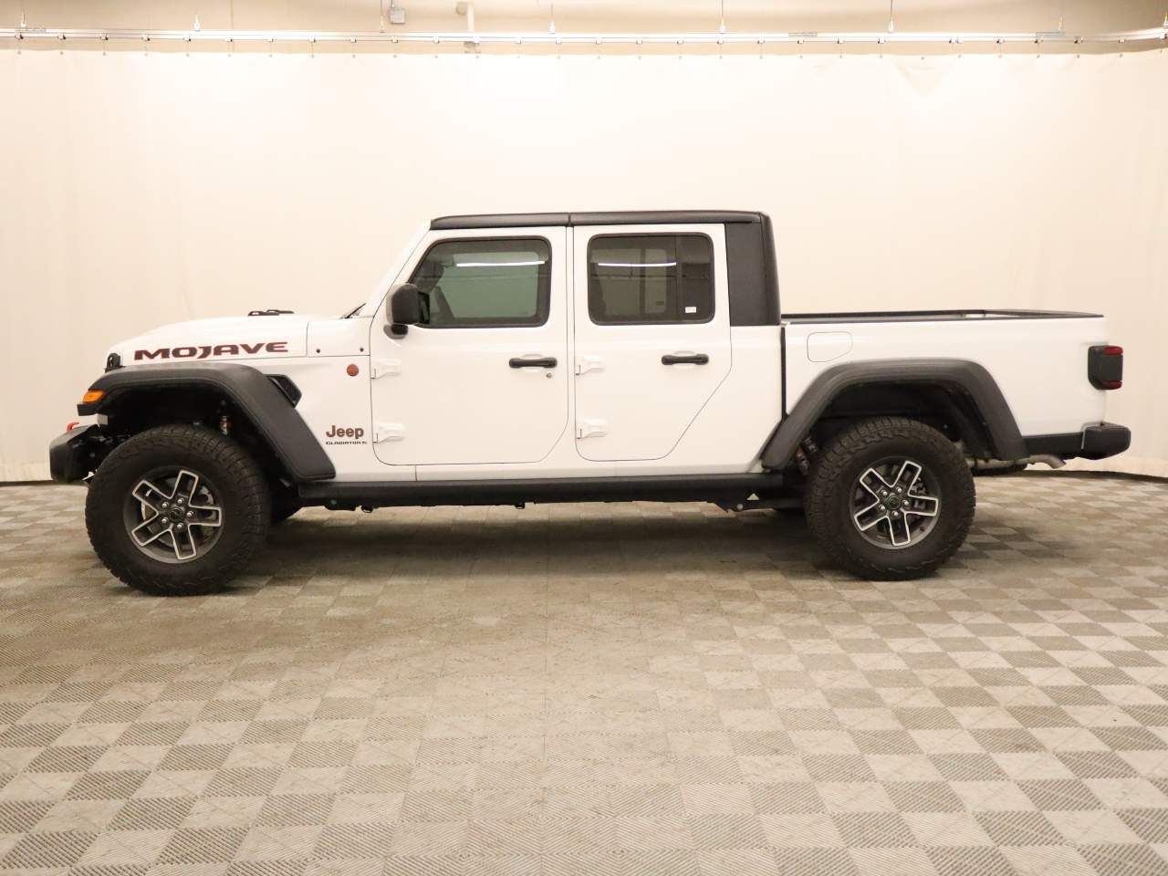 2025 Jeep Gladiator Mojave Crew Cab