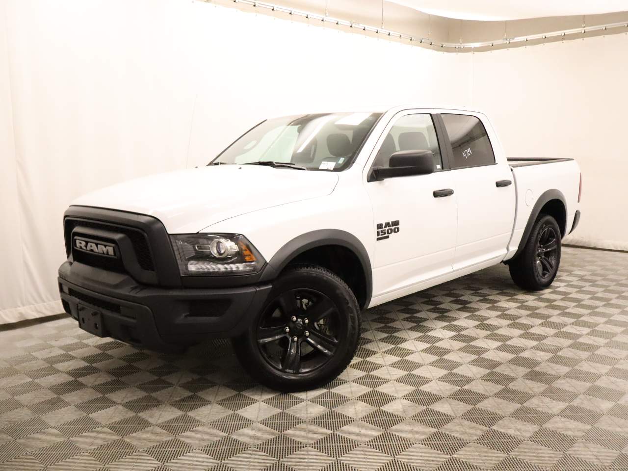 2024 Ram 1500 Classic Warlock Crew Cab