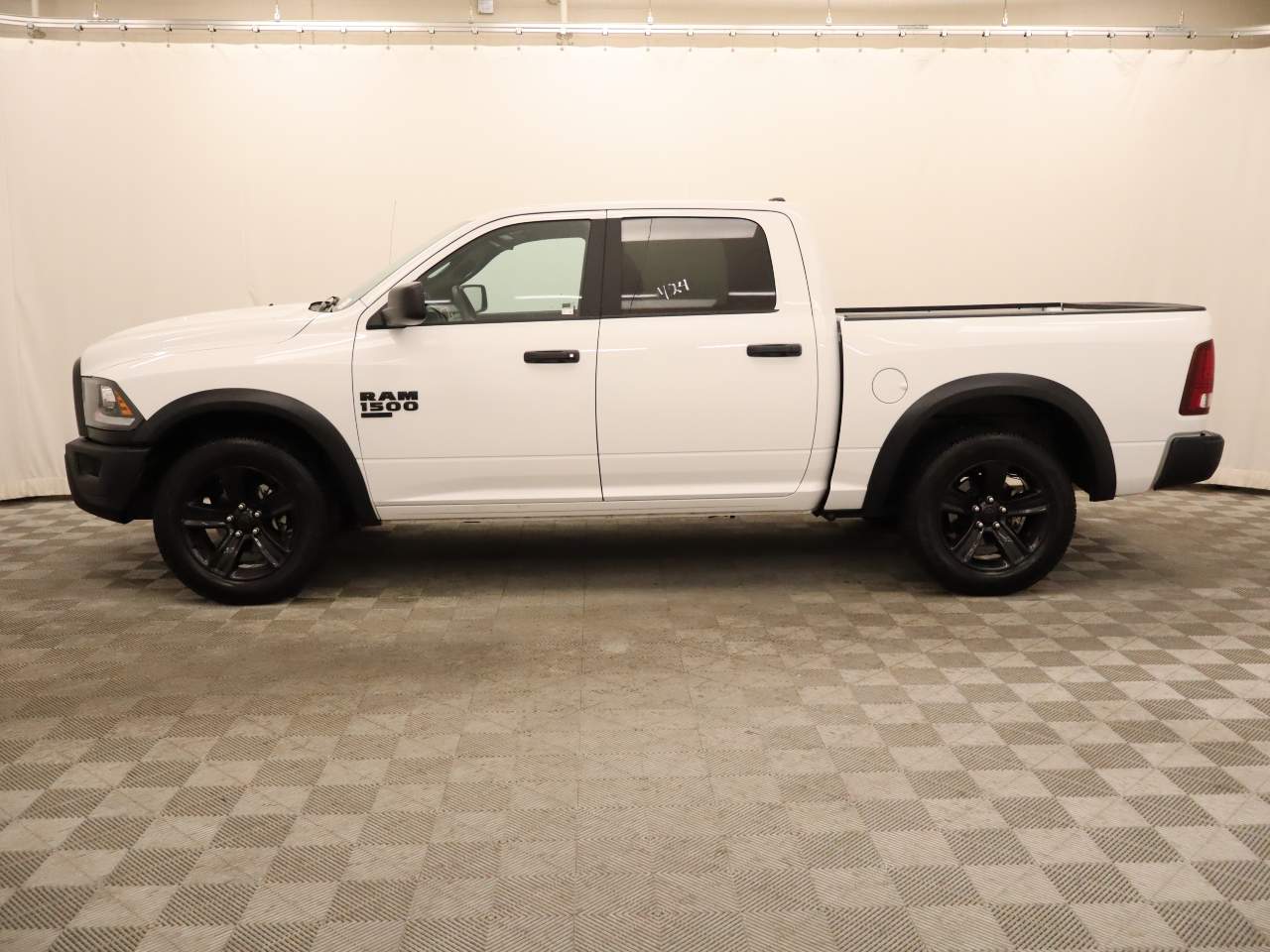 2024 Ram 1500 Classic Warlock Crew Cab
