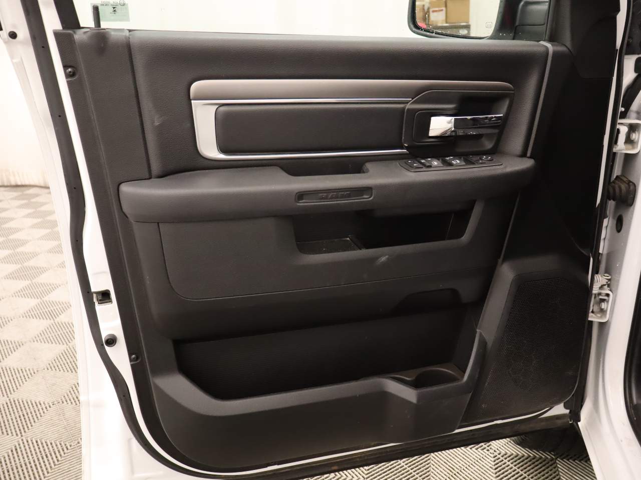 2024 Ram 1500 Classic Warlock Crew Cab