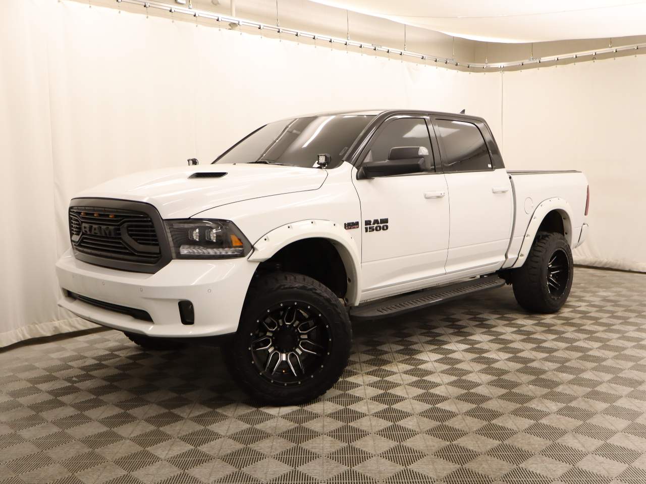 2018 Ram 1500 Night Crew Cab