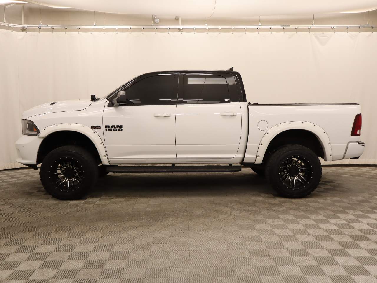 2018 Ram 1500 Night Crew Cab