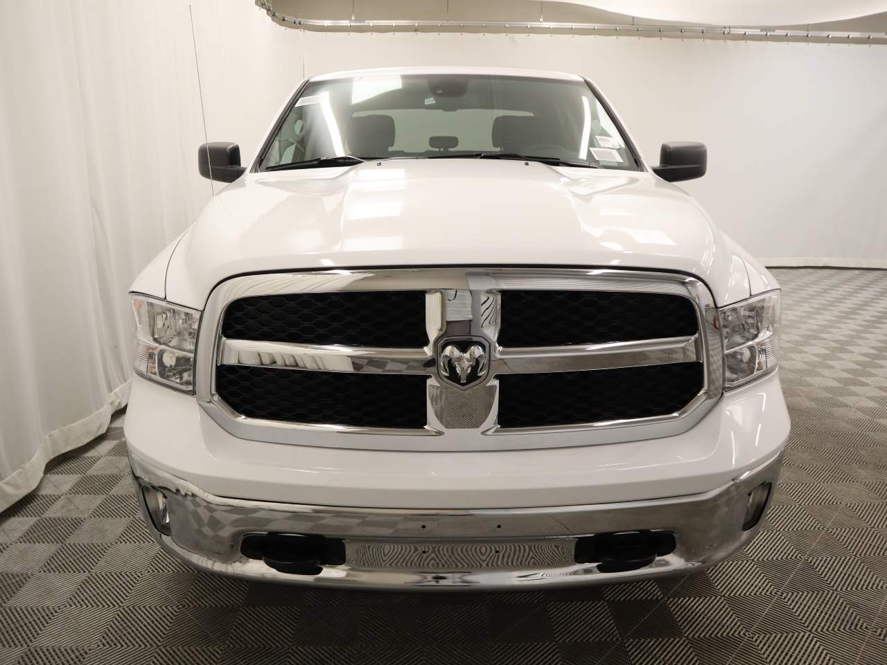 2024 Ram 1500 Classic Crew Cab Tradesman