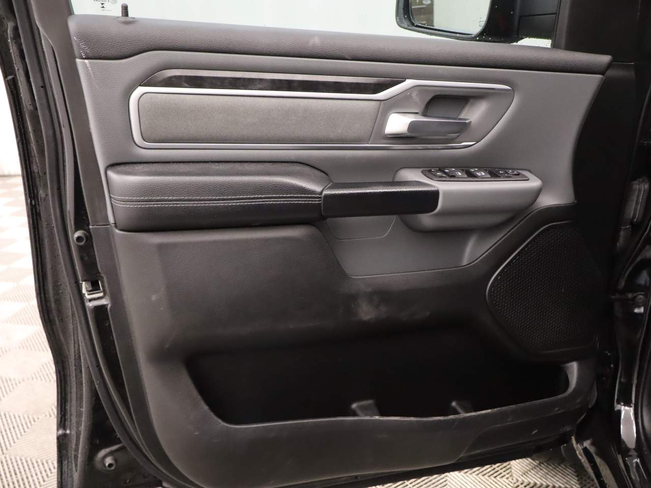 2023 Ram 1500 Big Horn Extended Cab