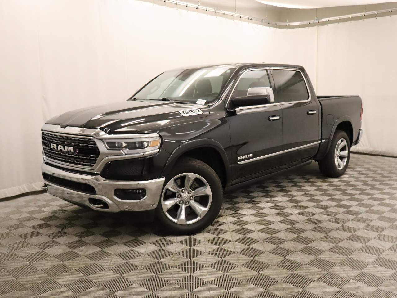 2019 Ram 1500 Limited Crew Cab