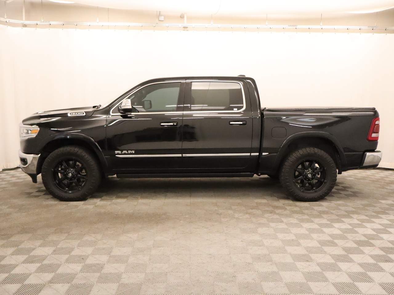 2022 Ram 1500 Limited Crew Cab