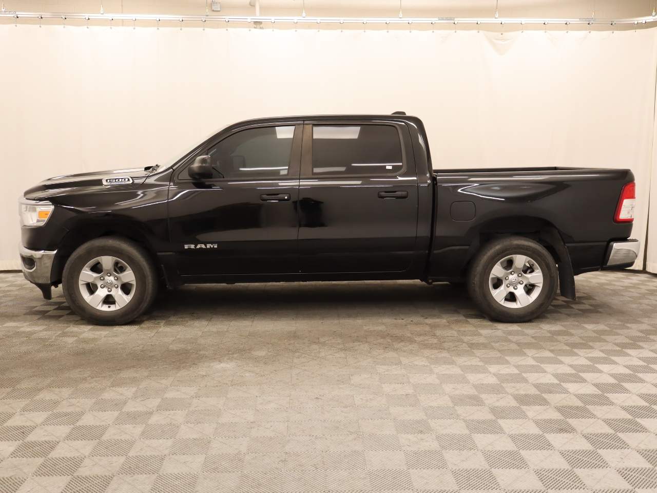 2023 Ram 1500 Big Horn Crew Cab