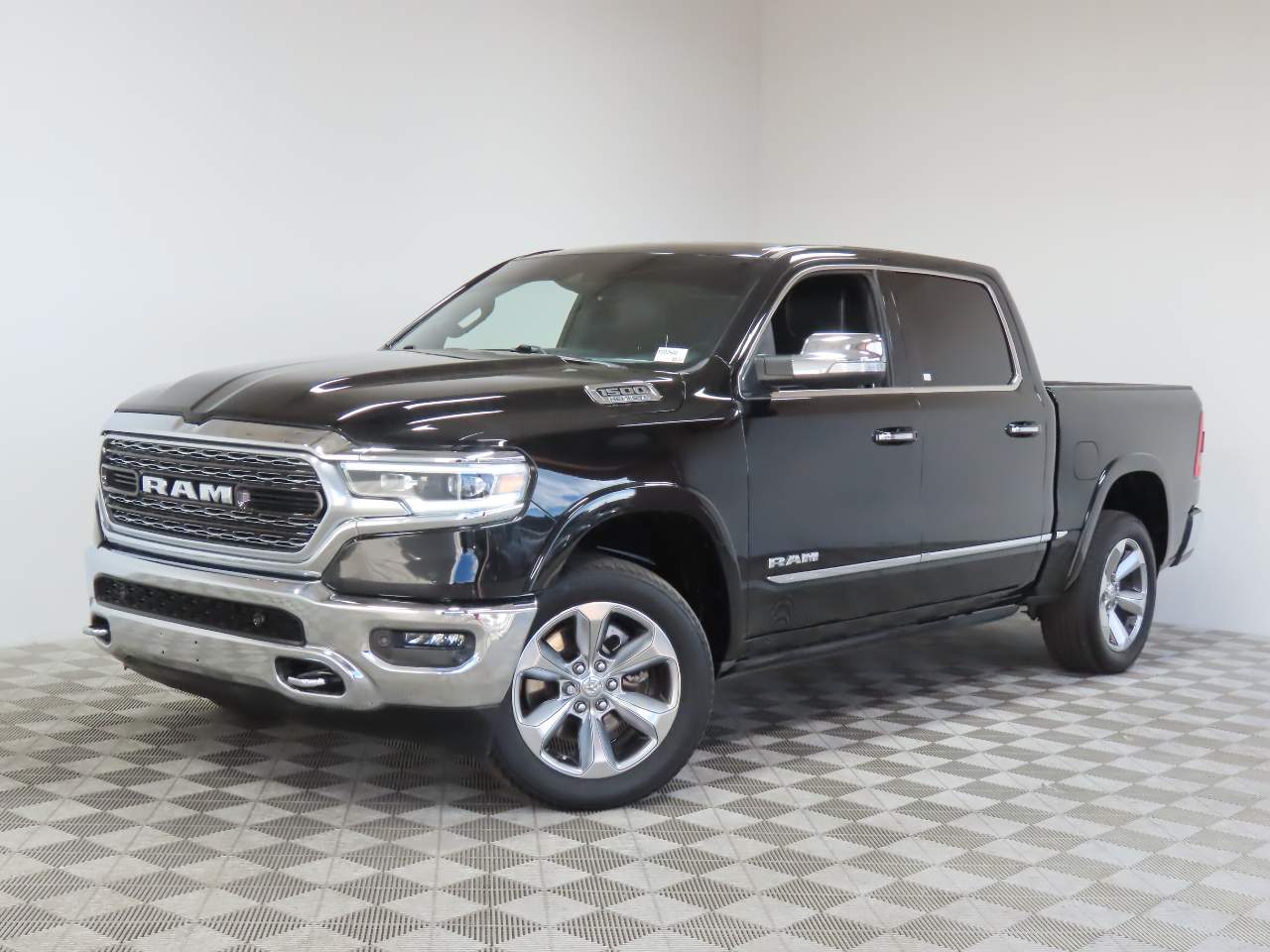 2022 Ram 1500 Limited Crew Cab