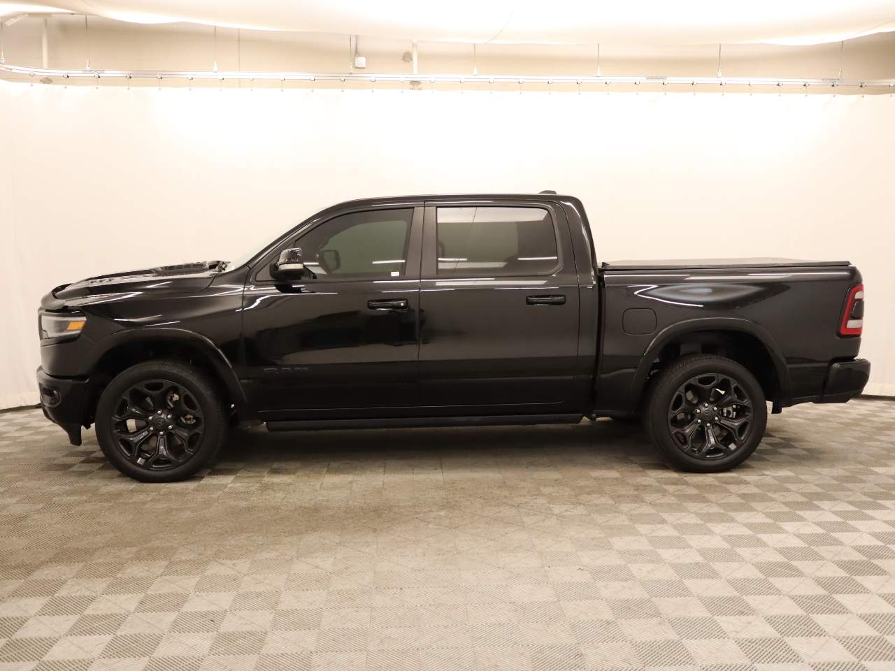 2022 Ram 1500 Limited Crew Cab