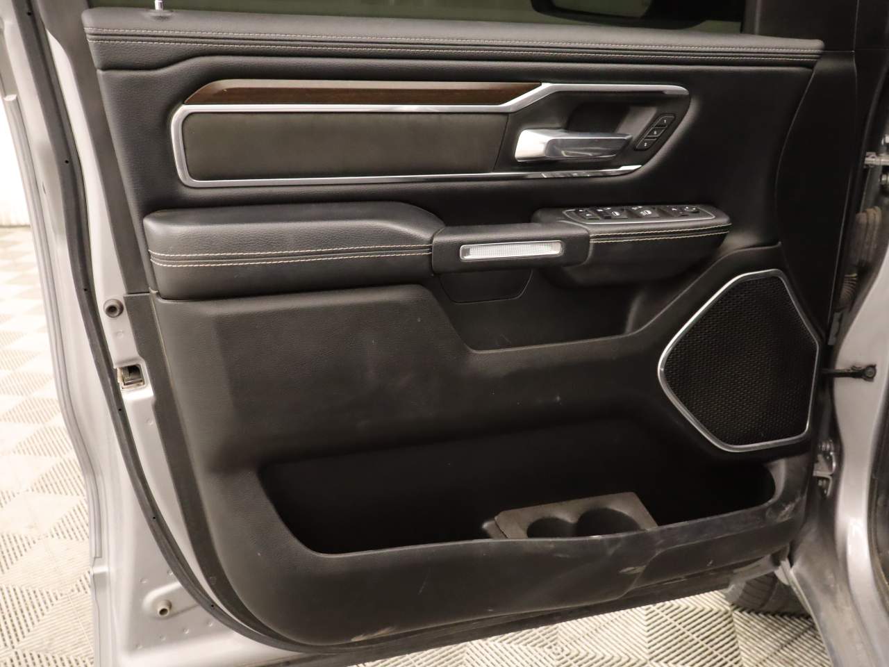 2022 Ram 1500 Laramie Crew Cab