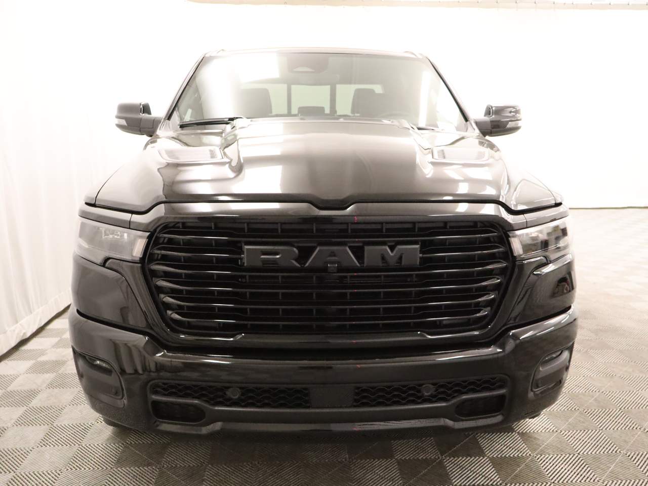 2025 Ram 1500 Crew Cab Laramie