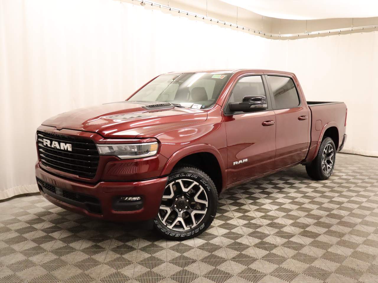 2025 Ram 1500 Crew Cab Laramie