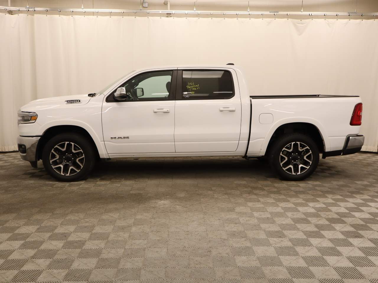 2025 Ram 1500 Laramie Crew Cab