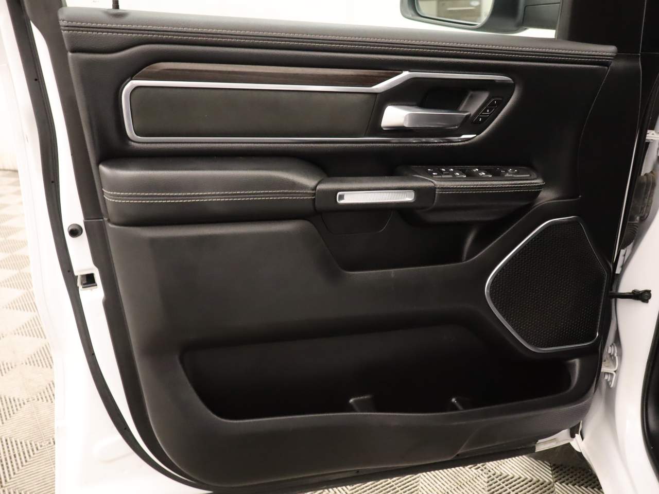 2025 Ram 1500 Laramie Crew Cab