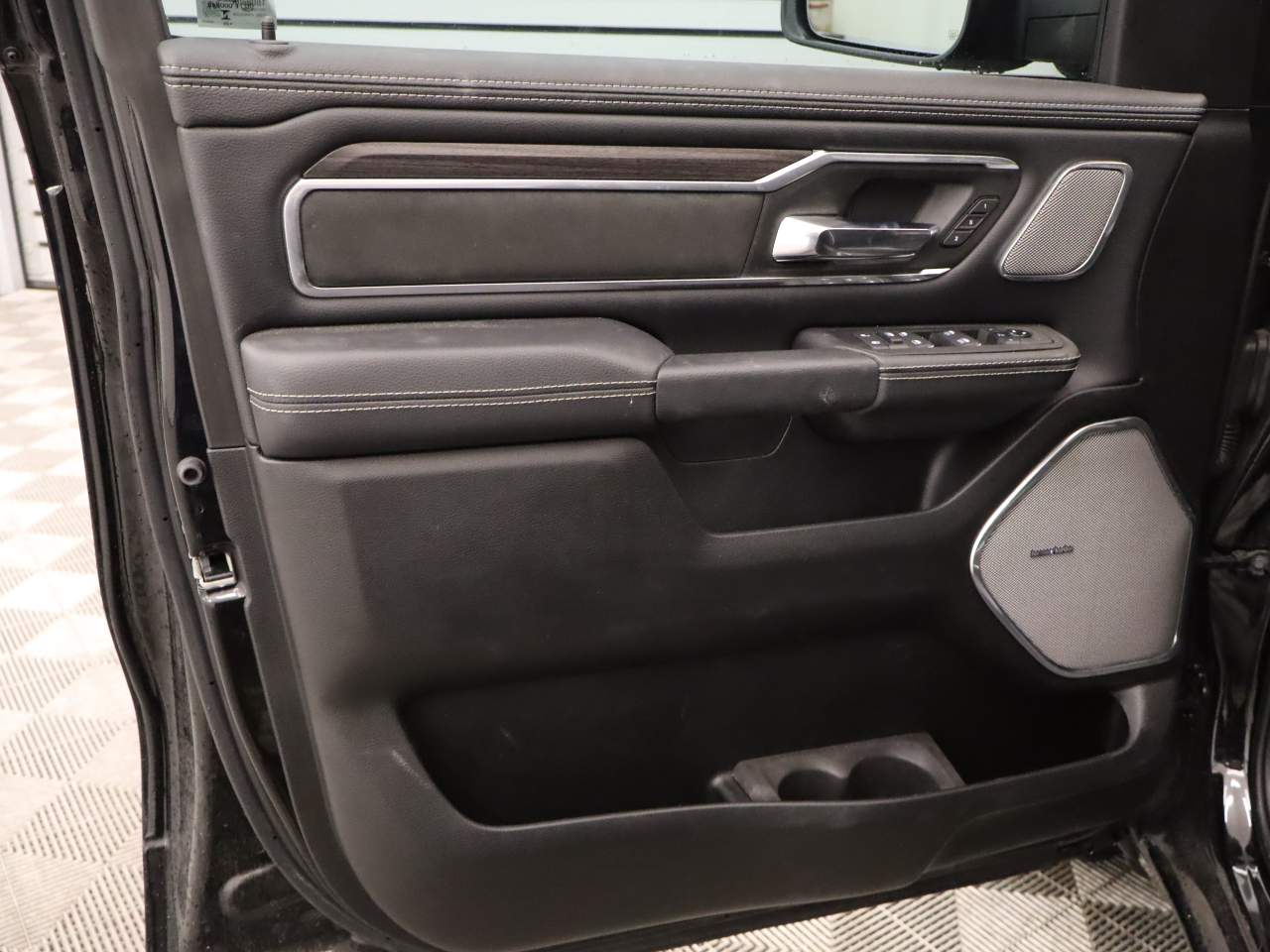 2025 Ram 1500 Laramie Crew Cab