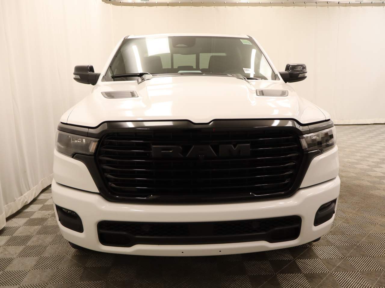 2025 Ram 1500 Crew Cab Laramie