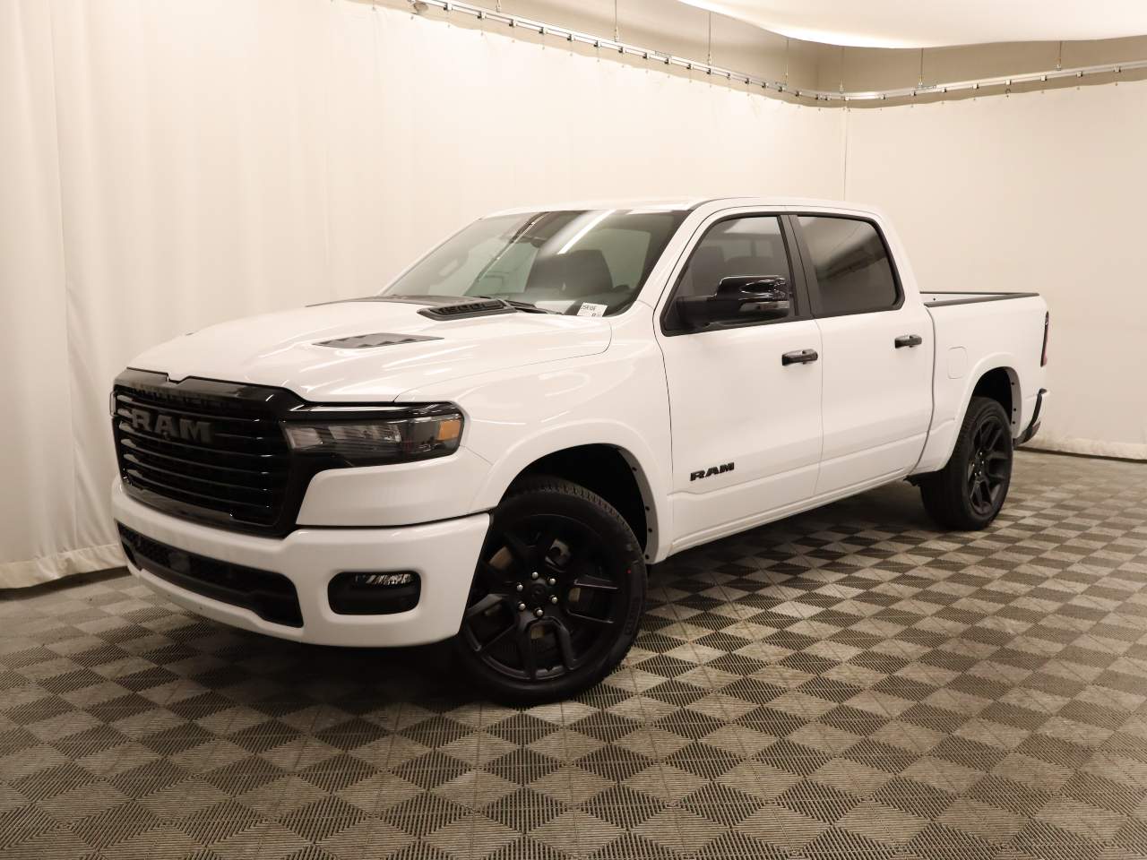 2025 Ram 1500 Crew Cab Laramie